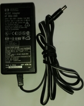 AC/DC ADAPTER  HP 095-2880  INPUT: 100-240V 50/60Hz 1.0A MAX. OUTPUT:  18V 2.23A