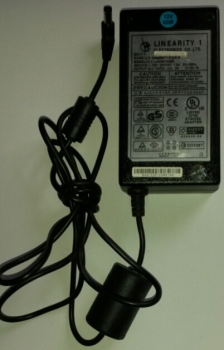 ADAPTER SN/A21034201007424  MODEL/LAD6019AB5  INPUT/100-240VAC 1.5A 50-60Hz  OUTPUT/ 12VDC 5A