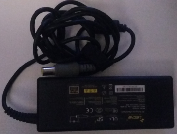 LEICKE AC Adapter (Netzteil) MODEL:NT00321 INPUT: 110-240V 1.5A 50-60Hz OUTPUT: 20V 4.5A 90W