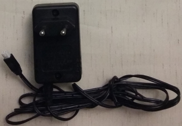 SENNHEISER MODEL: NT92/NG12DC AC/DC ADAPTOR CLASS 2 TRANSFORMER INPUT: 230V 50Hz DC OUTPUT: 12V 0.1A 1.2VA