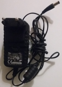 Ktec AC ADAPTOR MODEL:KSAS0241200150D5 INPUT:100-240V 50/60Hz 0.6A OUTPUT:12V 1.5A