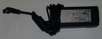 AC/DC ADAPTER MODEL NO:FSP040-RAB INPUT/100-240Vac 1.5(1,5A) 50-60Hz DC OUTPUT/ 19V 2.1(2,1A)