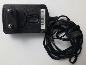 BlackBerry Research In Motion Limited MODEL:PSM04R-050CHW2 HDW-17957-003 INPUT:100-240V 150mA 50-60Hz 10-20VA OUTPUT:5V-750mA