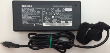 TOSHIBA MODEL: ADP-90NB D INPUT: 100-240V 1.5A  50-60Hz OUTPUT: 15V-6A AC ADAPTER