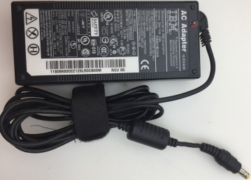 IBM 08K8202 IN(100-240V-50-60Hz 1,5A-0,9A) OUT(16V-4,5A) ADAPTER