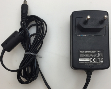 SWITCHING FM120015-EU24 723V TYP A IN(100-240V-50-60Hz 0,6A) OUT(12V-1,5A) ADAPTER