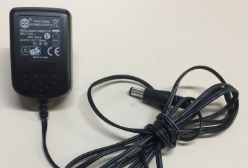 S005IV1200025-TPR IN:230V 50Hz 150mA OUT:12V---250mA AC ADAPTOR