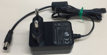 SAW12-050-200GD IN:100-240V 50/60Hz 0.3A OUT: 5V---2000mA AC ADAPTER ULLPOWER