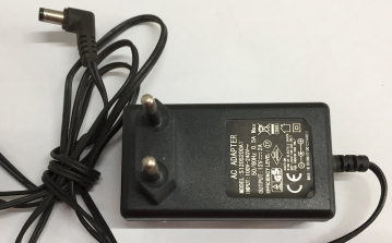 S120S200A1 AC ADAPTER OUT:12V---2A