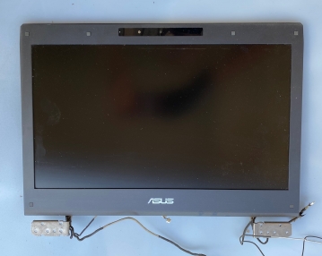 Original Display für Asus G74XS mit Scharniere 13GN5610M07X-2 13GN5610M04X-2