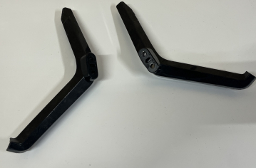 CHiQ L32H7SX 2x Standfüße 237710 237711