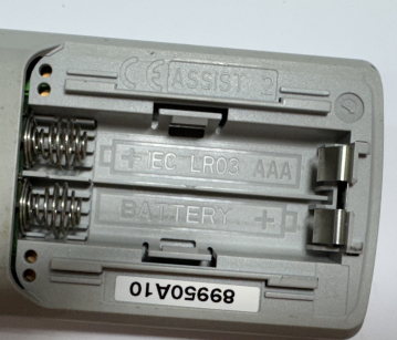 LOEWE 89950A10 Assist 2 Original Fernbedienung Universal !!!Batteriedeckel fehlt!!