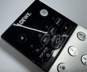 LOEWE ASSIST 1 89900A02 Assist Blutech Original  Fernbedienung Aluminium