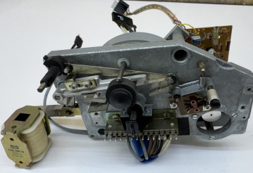 Schwungmasse mit Träger für ASC AS 5002 Tonbandgerät