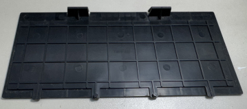 Plastic battery compartment cover for Grundig Satellit 1400.