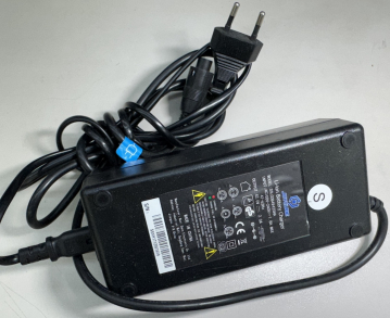 Joycube Li-ion Battery Charger SSLC084V42XHA Input: AC100V-240V 1.8A Max 47-63Hz Output:42.0V 2.0A Adaptor