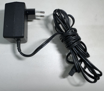 Panasonic RE5-95 ER154 230V 50Hz 70mA 2.4V 1400mA Adaptor