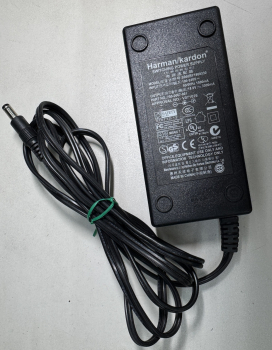 Harman Kardon S060BP1800330 18.0V / 3300mA Adaptor Original