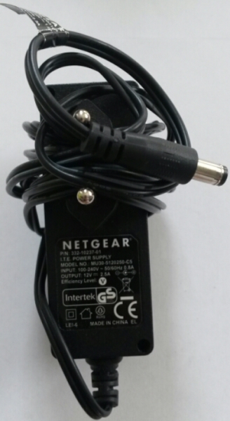 NETGEAR  P/N: 332-10237-01  MODEL NO:MU30-5120250-C5 INPUT:100-240V 50/60Hz 0.8A OUTPUT:12V 2.5A