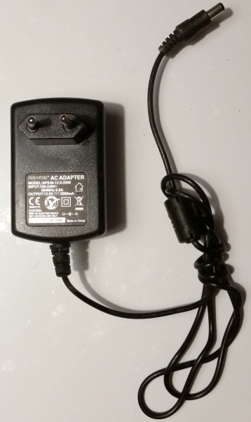 AC ADAPTER MODEL:SPS30-12.0-2000 INPUT:100-240V 50/60Hz 0.8A OUTPUT:12.0V 2000mA