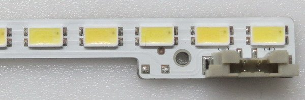 2011SVS32_456K_H1_1CH_PV_LEFT44 LD320BGC-C1 LED Backlight für UE32D5700