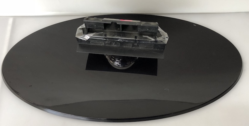 Standfuß BN61-03681X für Samsung LE40A455C1D , LE40A659A1F , LE40A656, LE37A456