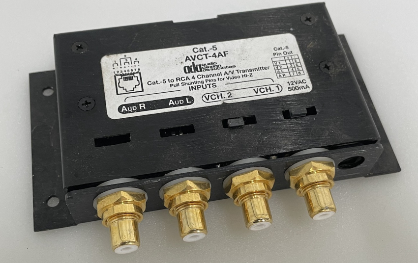 ADA AVCR-4AF Cat.-5 to RCA 4 Channel A/V Receiver