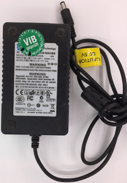 PAA030B  30w Original Netzteil CHANNEL WELL Output: 5V-6A INPUT 100-240V-50/60Hz 1.7a