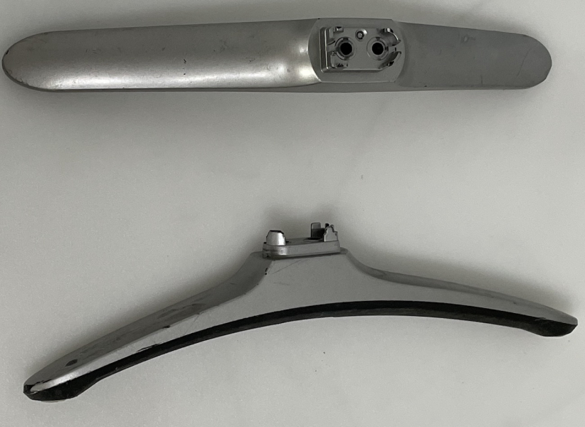 Hisense UB50EC591 Standfüße