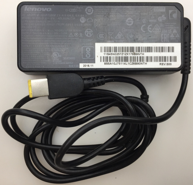 Lenovo ADLX65NLC3A IN(100-240V-1,8A) OUT(20V-3,25A) 50-60Hz ADAPTER