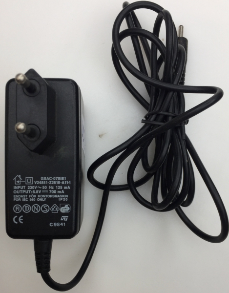 GSAC-07SIE1  V24851-Z2618-A11-1 In:230V-50Hz Out:6.8V---700mA