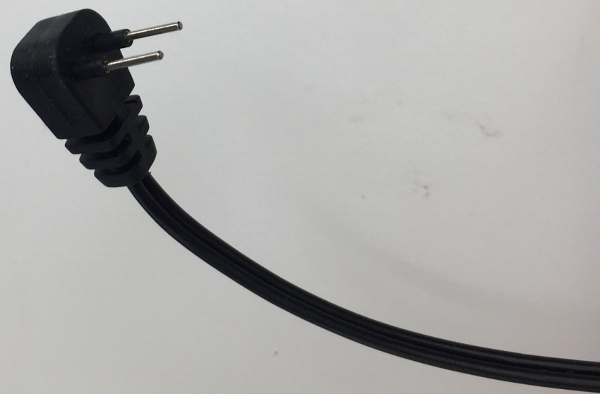 AD4120-18.0-0300mA INPUT:230V 50Hz 65mA OUTPUT: 18V 300mA ADAPTER