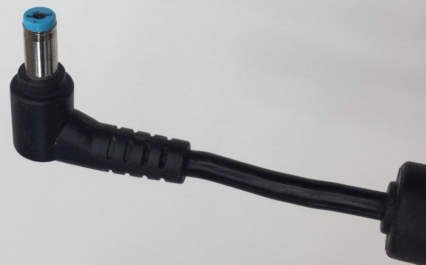 HIPRO HP-A0904A3 IN(100-240V-1.5A) 50/60Hz  OUT(19V-4.74A) 90W AC ADAPTER
