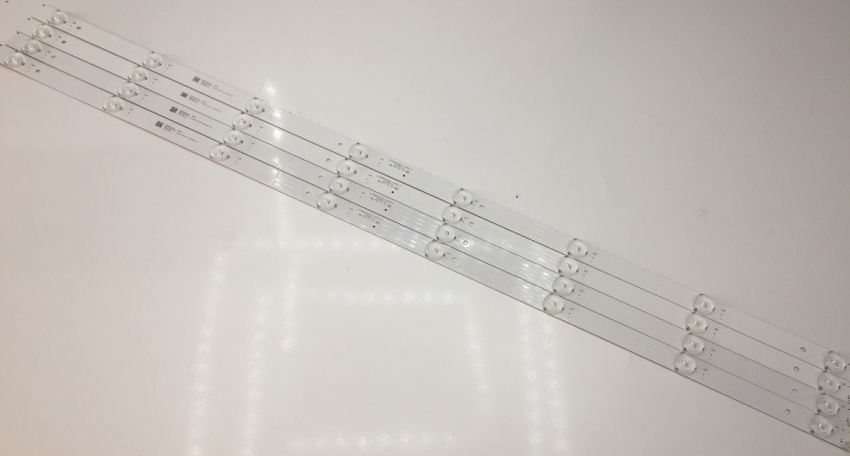 SET4 4x JL.D40042235-​140CS-F LED Backlight DVX-4, DVB-​PM14009