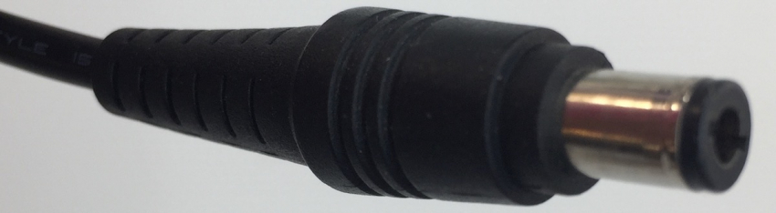 TOSHIBA MODEL: ADP-90NB D INPUT: 100-240V 1.5A  50-60Hz OUTPUT: 15V-6A AC ADAPTER