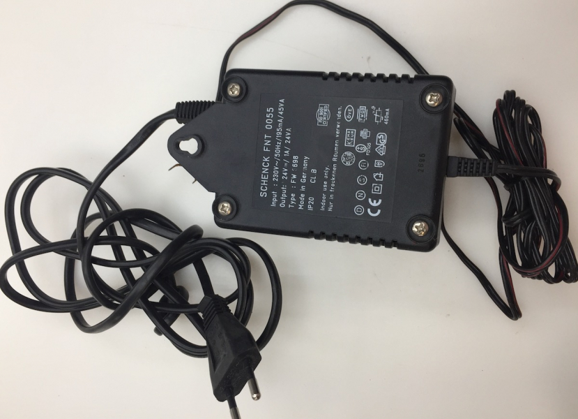 SCHENCK FNT 0055 OUTPUT: 24V--1A-24VA INPUT 230--50Hz 195mA--45VA ADAPTER