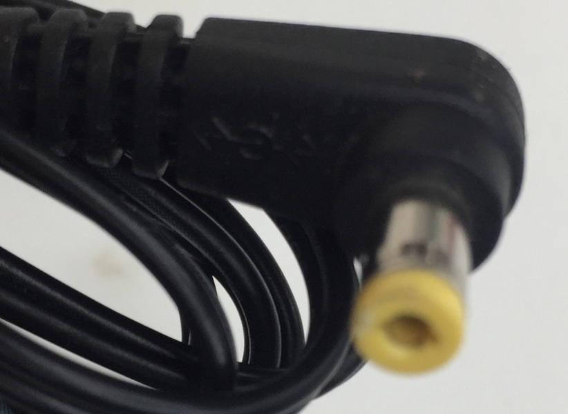 MU12-S050200-C5 OUTPUT:5V--2.0A-24VA INPUT 100-240V--50/60Hz 0.5A  I.T.E.POWER SUPPLY