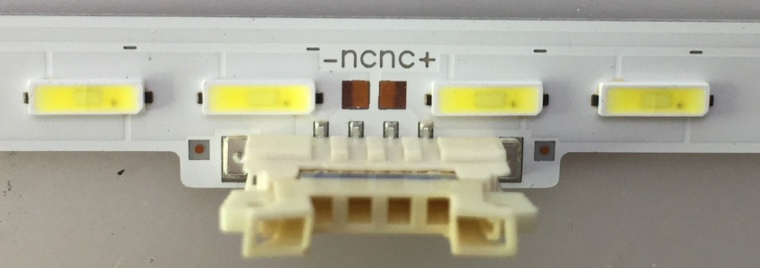 UE82RU8009U V9R8-820SM0-R0 971D007 LED Backlight