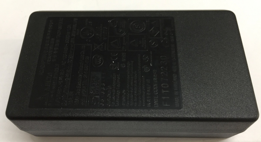 DELTA AC ADAPTER TADP-32FBBC out:30V---1.07A 32W max