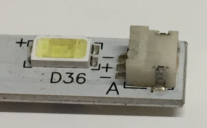 94V-0 KT KW 1236 A type  017-315-0001-2 0DT/A/12/10/09 LED Backlight z.B für DVB-63209 T+C