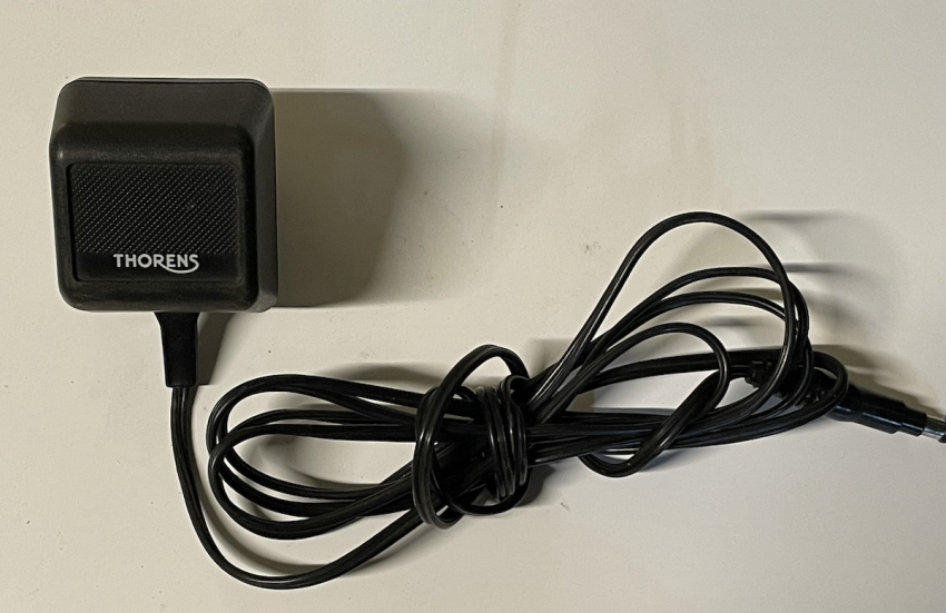 AC Adaptor Thorens FW5003  10V---300mA
