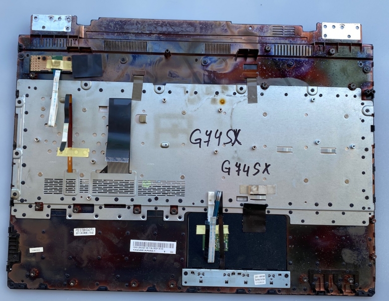 13GN561AP032-1 Handauflage (Top-Case) für Asus G74SX