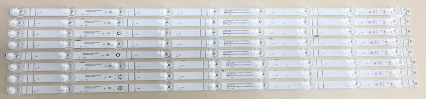 70E78HQ HD700Y1U41-L4+2022050501+SVH700A52+ZDJG ZD_SSC_D700_8X9_03_TDE30_V1.00_20220506 HIP7.820.280 LED Backlight