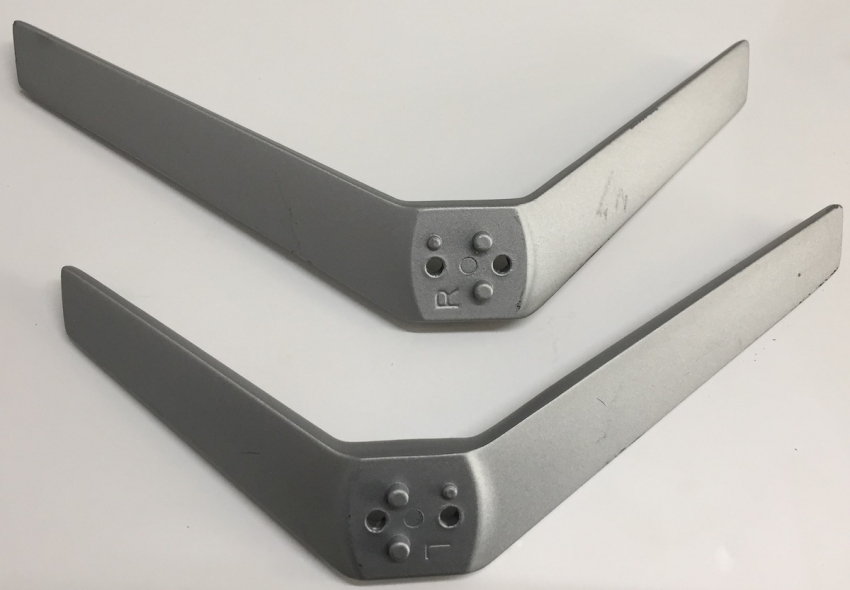 LC-55CFG6022 2x Standfüße