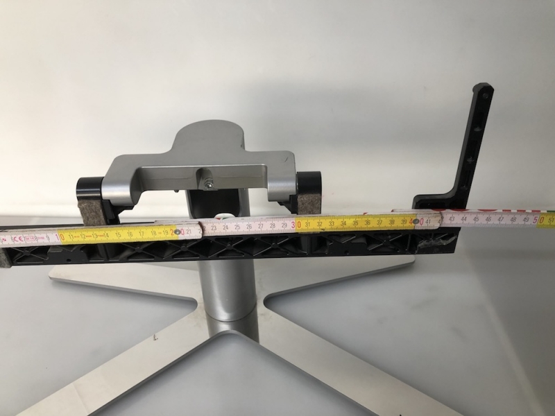 LOEWE Indvidual  SEL SL121 Standfuß Table Stand I S 69475