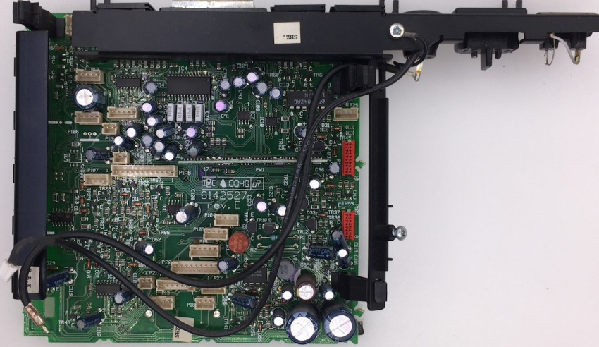 BeoSound 3000 6142527 REV E Mainboard