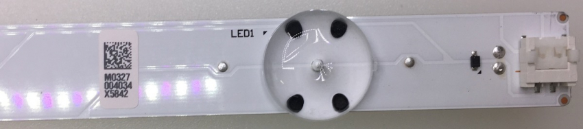 TX-32FSW404, TX-32FSW504 SET2 2xSVS320AX5_8LED_180718 X5842 LED Backlight