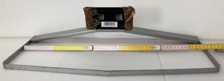 X37T8130022 Standfuß für Philips 42PFK6609