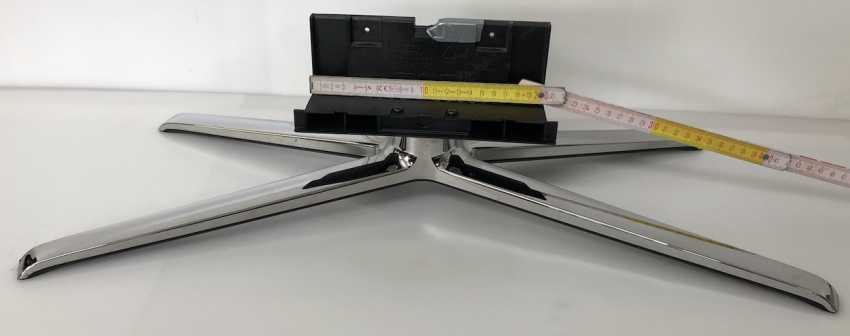 Samsung LE40C630 LE40C530 LE40C679 LE37C630 LE46C750 LE37C650 LE40C550 Standfuß BN61-06003X