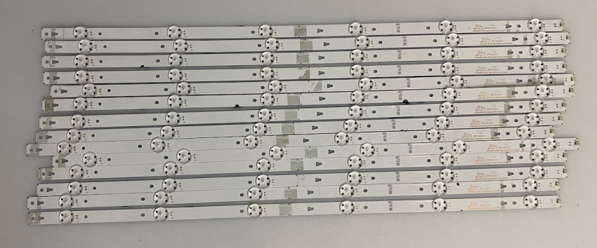 Set 14x SVH650A58_REV03_UBH_6LEDX14_P115_170210 LED-Backlight für H65HEC5205